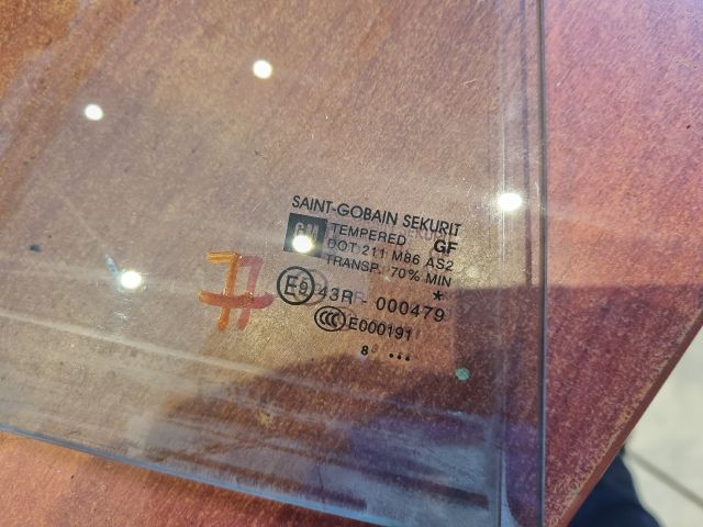 bontott OPEL CORSA D Jobb hátsó Fixüveg (Ajtóban)
