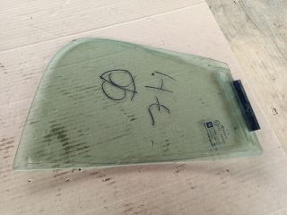 bontott OPEL CORSA D Jobb hátsó Fixüveg (Ajtóban)
