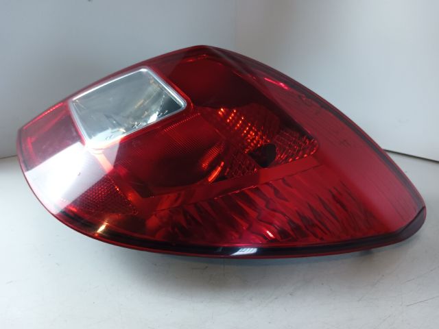 bontott OPEL CORSA D Jobb Hátsó Lámpa