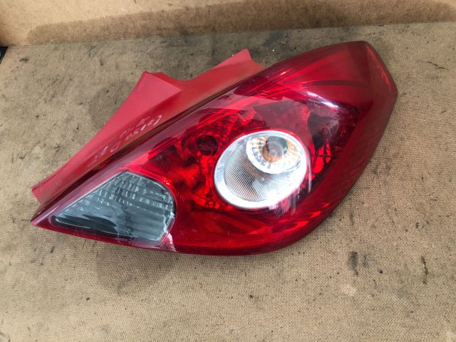 bontott OPEL CORSA D Jobb Hátsó Lámpa