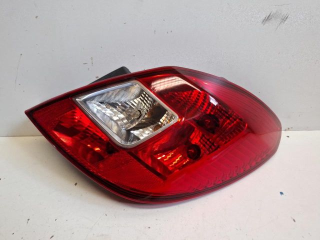 bontott OPEL CORSA D Jobb Hátsó Lámpa