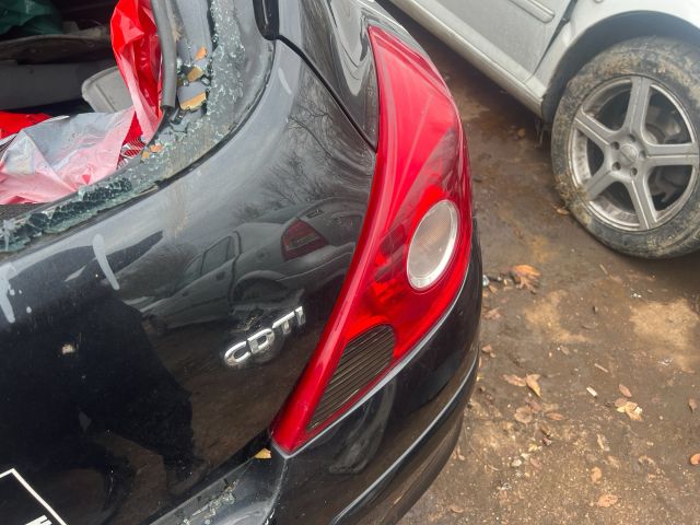 bontott OPEL CORSA D Jobb Hátsó Lámpa