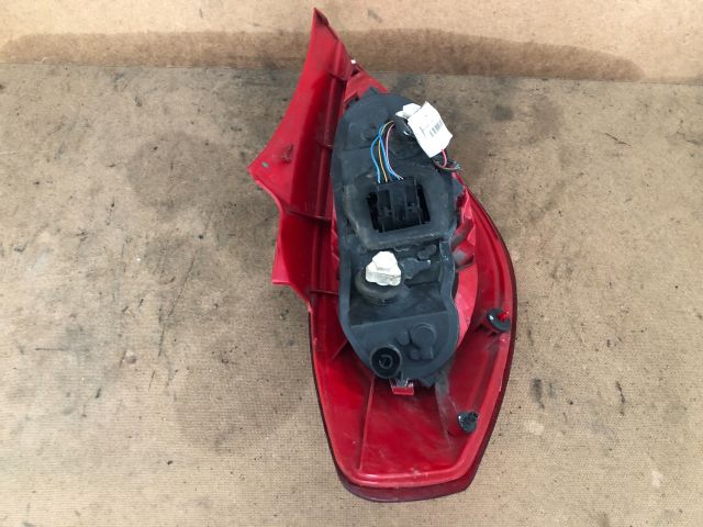 bontott OPEL CORSA D Jobb Hátsó Lámpa