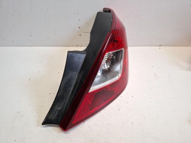 bontott OPEL CORSA D Jobb Hátsó Lámpa