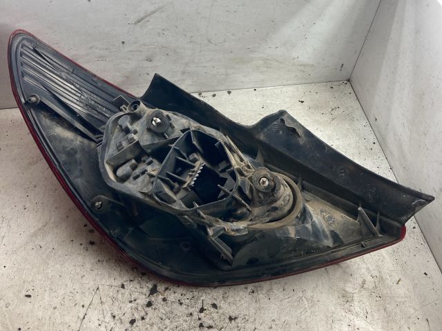 bontott OPEL CORSA D Jobb Hátsó Lámpa