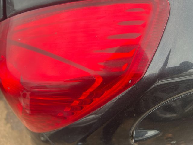 bontott OPEL CORSA D Jobb Hátsó Lámpa