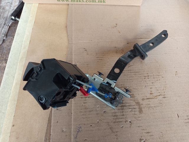 bontott OPEL CORSA D Jobb hátsó Ülésállító Kapcsoló