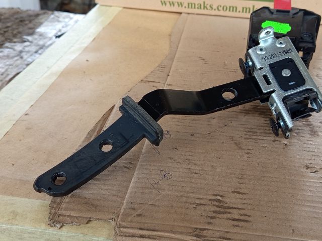 bontott OPEL CORSA D Jobb hátsó Ülésállító Kapcsoló