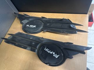 bontott OPEL CORSA D Jobb Ködlámpa Rács