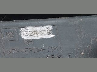 bontott OPEL CORSA D Jobb Ködlámpa Rács