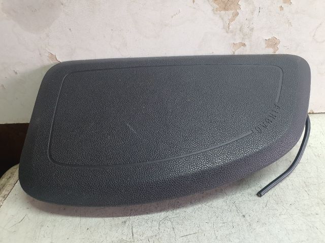 bontott OPEL CORSA D Jobb Oldallégzsák