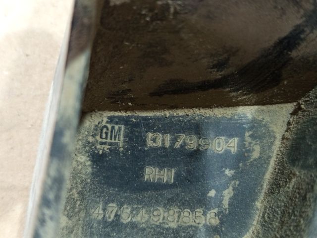 bontott OPEL CORSA D Jobb Sárvédő Oldaltartó