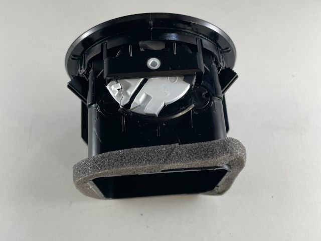 bontott OPEL CORSA D Jobb Szellőző