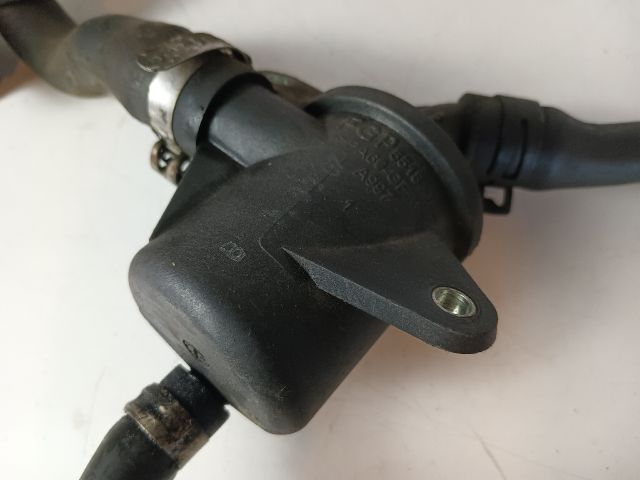 bontott OPEL CORSA D Kartergáz Visszavezető Ház