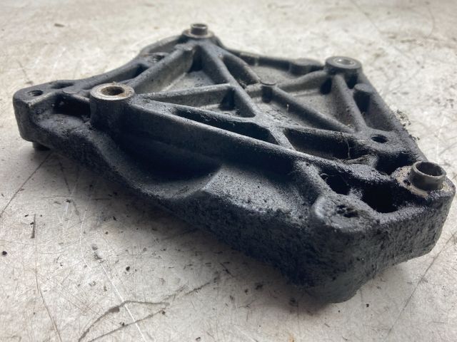 bontott OPEL CORSA D Klímakompresszor Tartó Bak