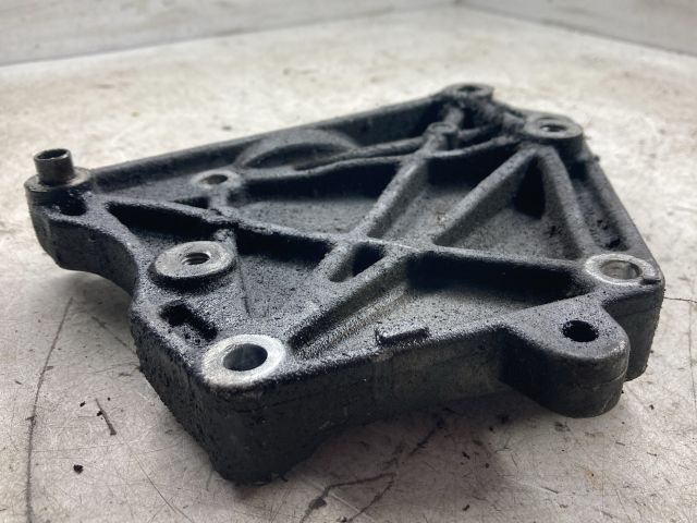 bontott OPEL CORSA D Klímakompresszor Tartó Bak