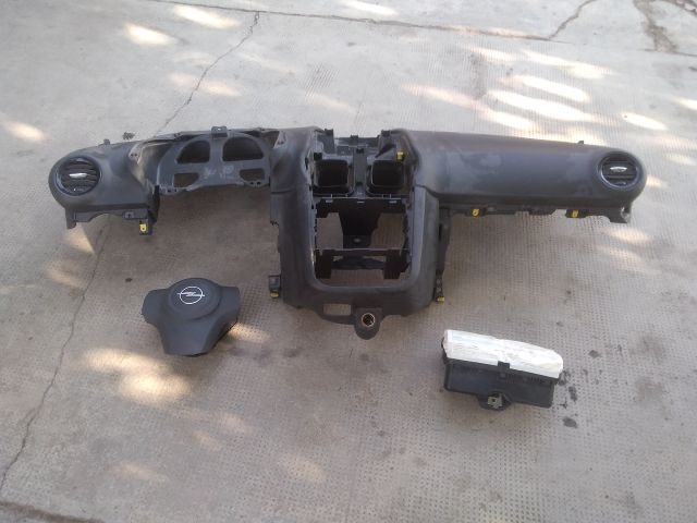 bontott OPEL CORSA D Komplett Légzsák Szett
