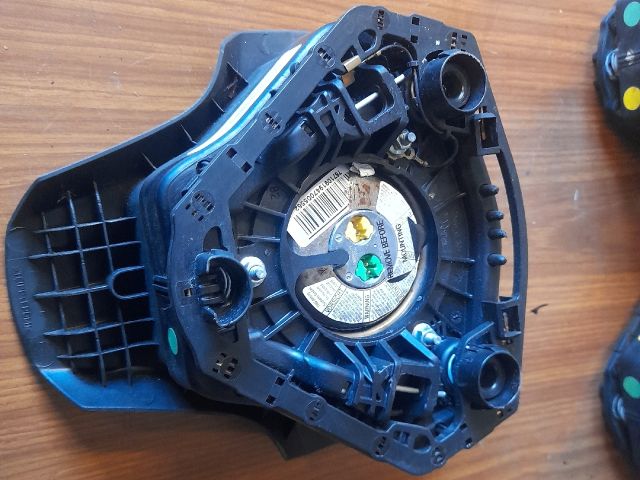 bontott OPEL CORSA D Kormánylégzsák