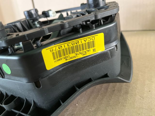 bontott OPEL CORSA D Kormánylégzsák