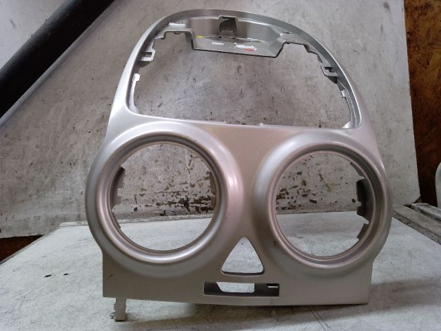 bontott OPEL CORSA D Középkonzol Keret