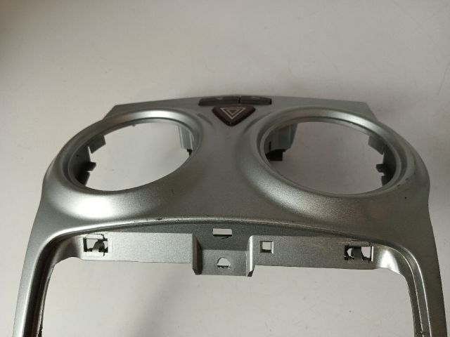 bontott OPEL CORSA D Középkonzol Keret