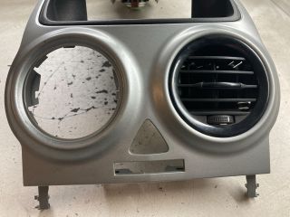 bontott OPEL CORSA D Középkonzol Keret