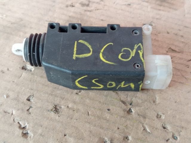 bontott OPEL CORSA D Központizár Motor Csomagtérajtó