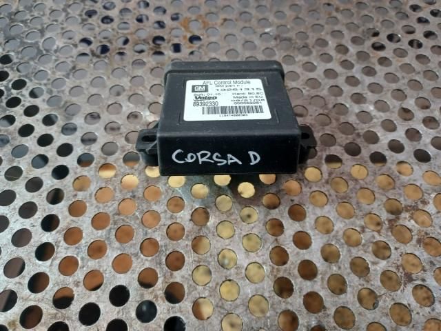 bontott OPEL CORSA D Lámpa Vezérlő