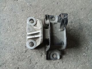 bontott OPEL CORSA D Motor Tartó Bak Jobb