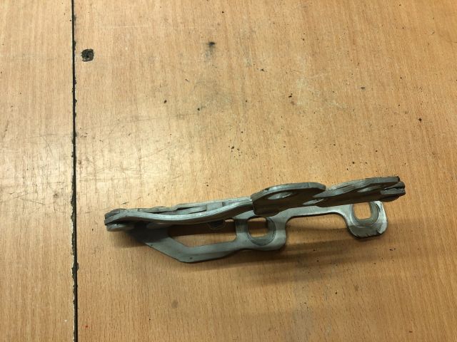 bontott OPEL CORSA D Motorháztető Jobb Zsanér