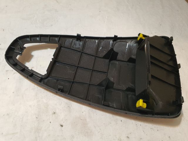 bontott OPEL CORSA D Multifunkciós Kijelző Keret