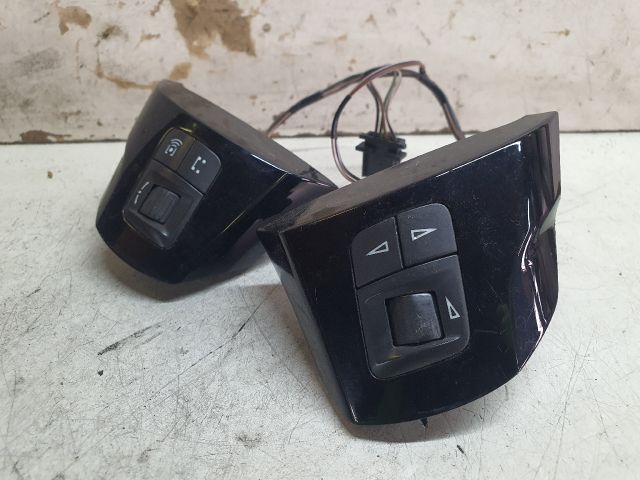 bontott OPEL CORSA D Multikormány Kapcsoló Pár