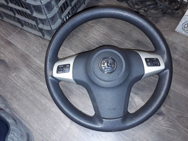 bontott OPEL CORSA D Multikormány