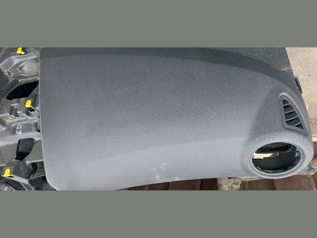 bontott OPEL CORSA D Műszerfal Héj