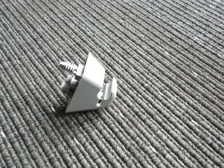 bontott OPEL CORSA D Napellenző Tartó (Pozíciófüggetlen)