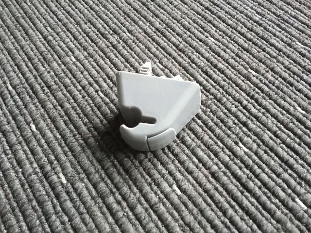 bontott OPEL CORSA D Napellenző Tartó (Pozíciófüggetlen)