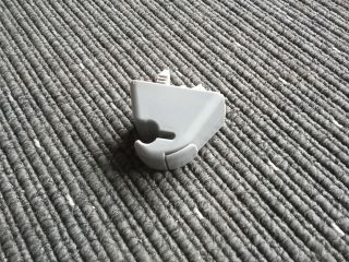 bontott OPEL CORSA D Napellenző Tartó (Pozíciófüggetlen)