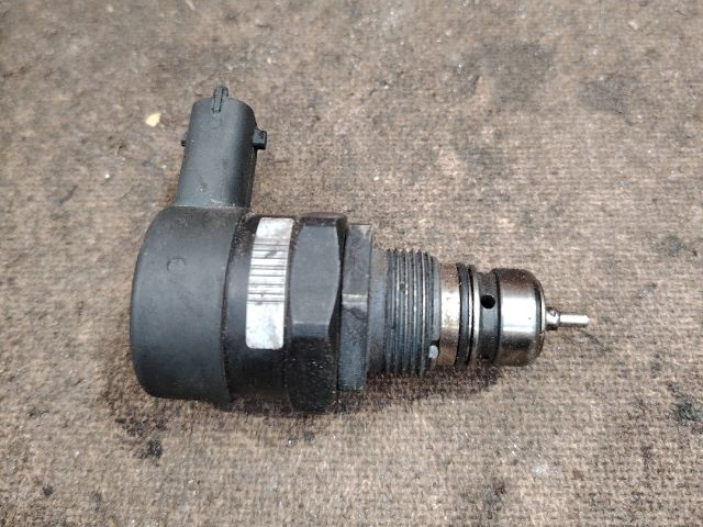 bontott OPEL CORSA D Nyomásszabályzó Szelep