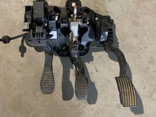 bontott OPEL CORSA D Pedálsor (Gáz, Fék, Kuplung)