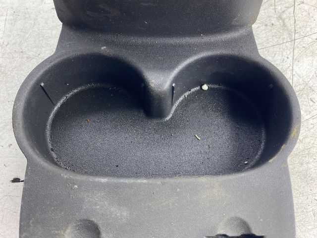 bontott OPEL CORSA D Pohártartó