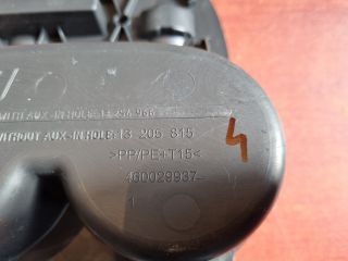 bontott OPEL CORSA D Pohártartó