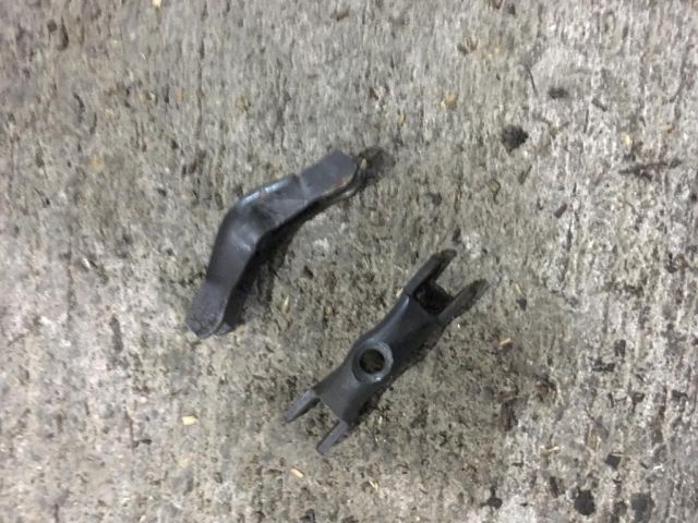 bontott OPEL CORSA D Porlasztó Lefogató