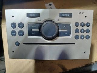 bontott OPEL CORSA D Rádió / CD