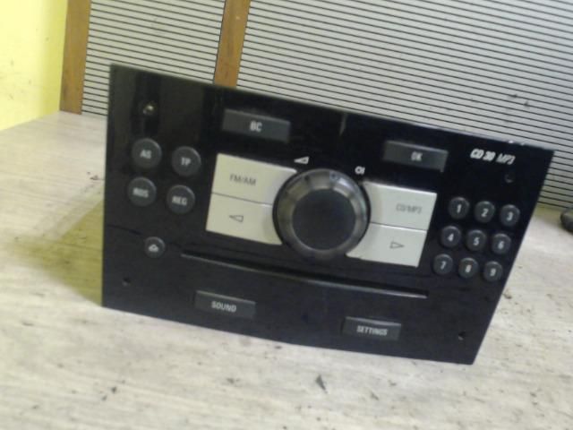 bontott OPEL CORSA D Rádió / CD