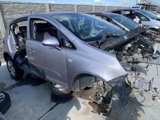 bontott OPEL CORSA D Szélvédő Takaró