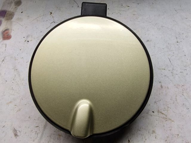 bontott OPEL CORSA D Tankajtó