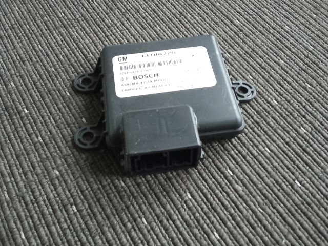 bontott OPEL CORSA D Tolatóradar Elektronika