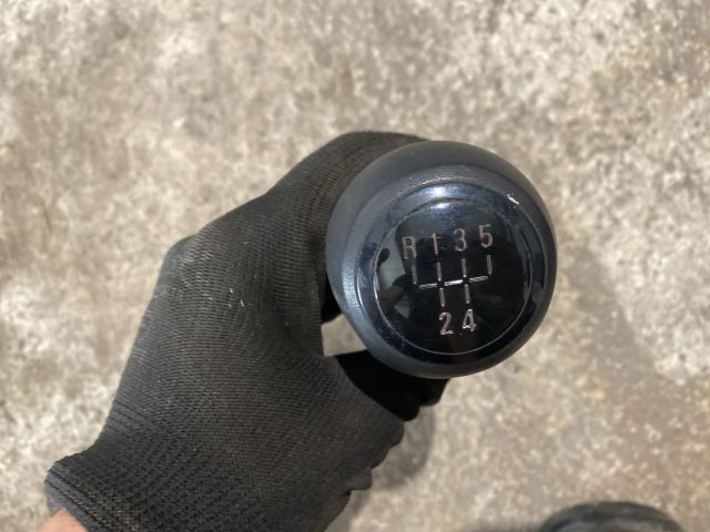 bontott OPEL CORSA D Váltógomb