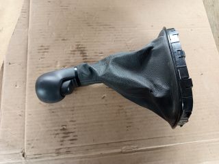 bontott OPEL CORSA D Váltószoknya