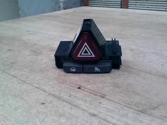 bontott OPEL CORSA D Vészvillogó Kapcsoló